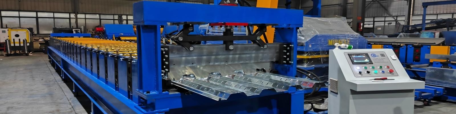 90mm Shaft Diameter Floor Deck Roll Forming Machine with Production and PLC Control